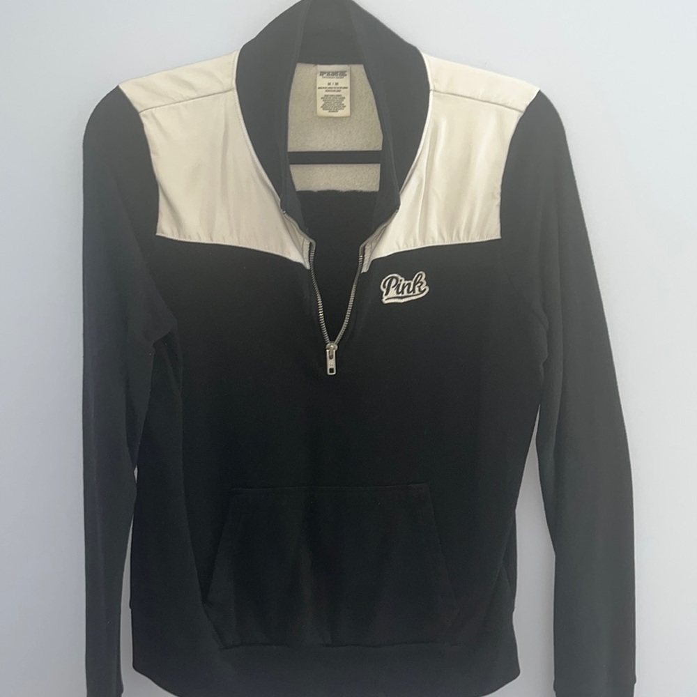 VS zip up